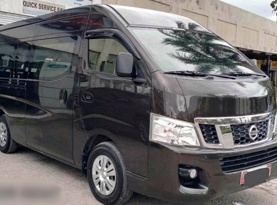 Nissan NV350 Premium Van Brown
